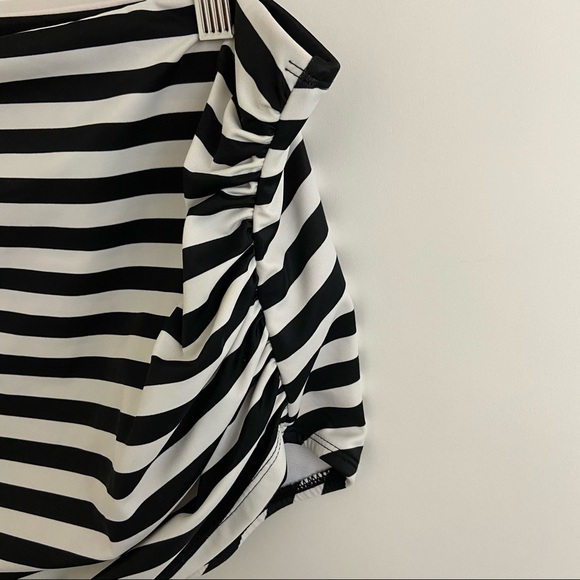 Suddenly Slim by Catalina Striped Skirted Bikini - Picture 3 of 5